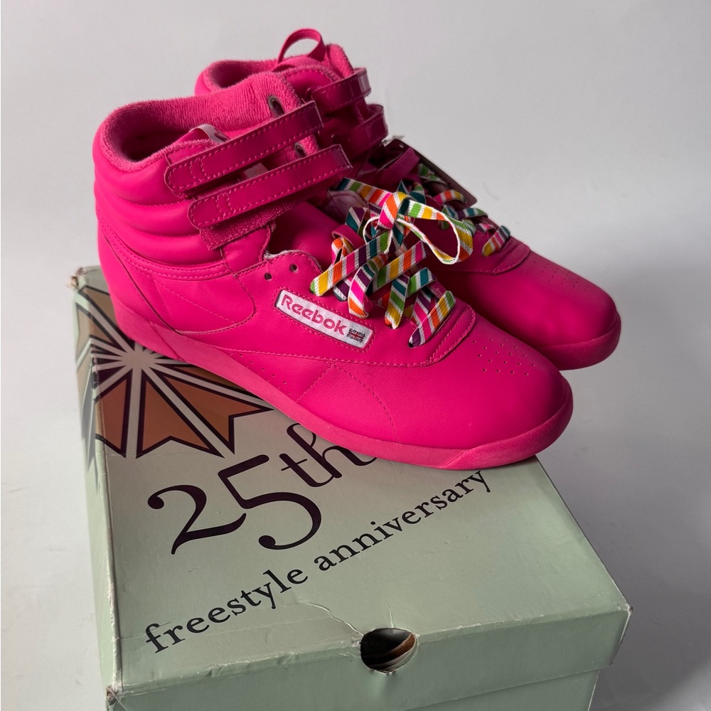 NIB Reebok Freestyle Hi high-top sneakers in pink with rainbow laces
